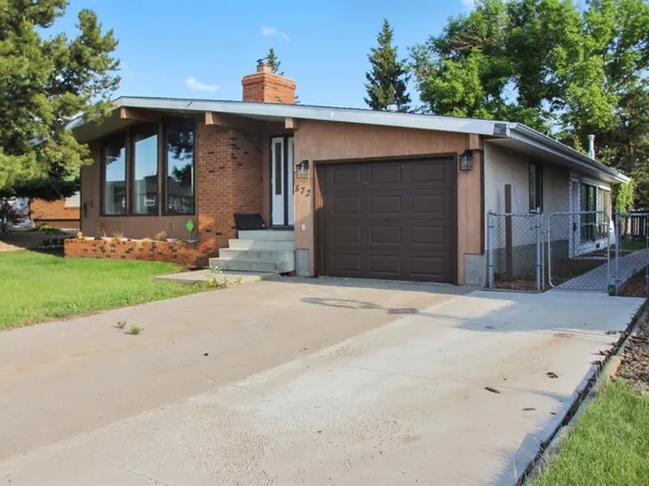 572 N West Cres, Forestburg, AB T0B 1N0