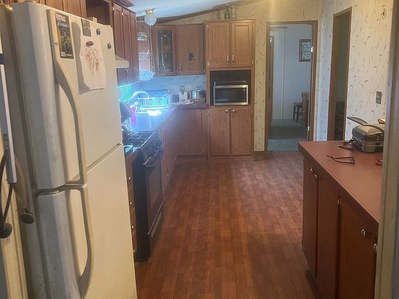5th image of 3504 Pineview Ln