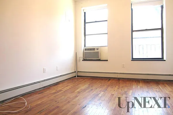 Rented by UpNext Real Estate | media 16