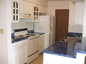 2 bed, 2.0 bath, 987 sqft, $1,400 — Photo 4