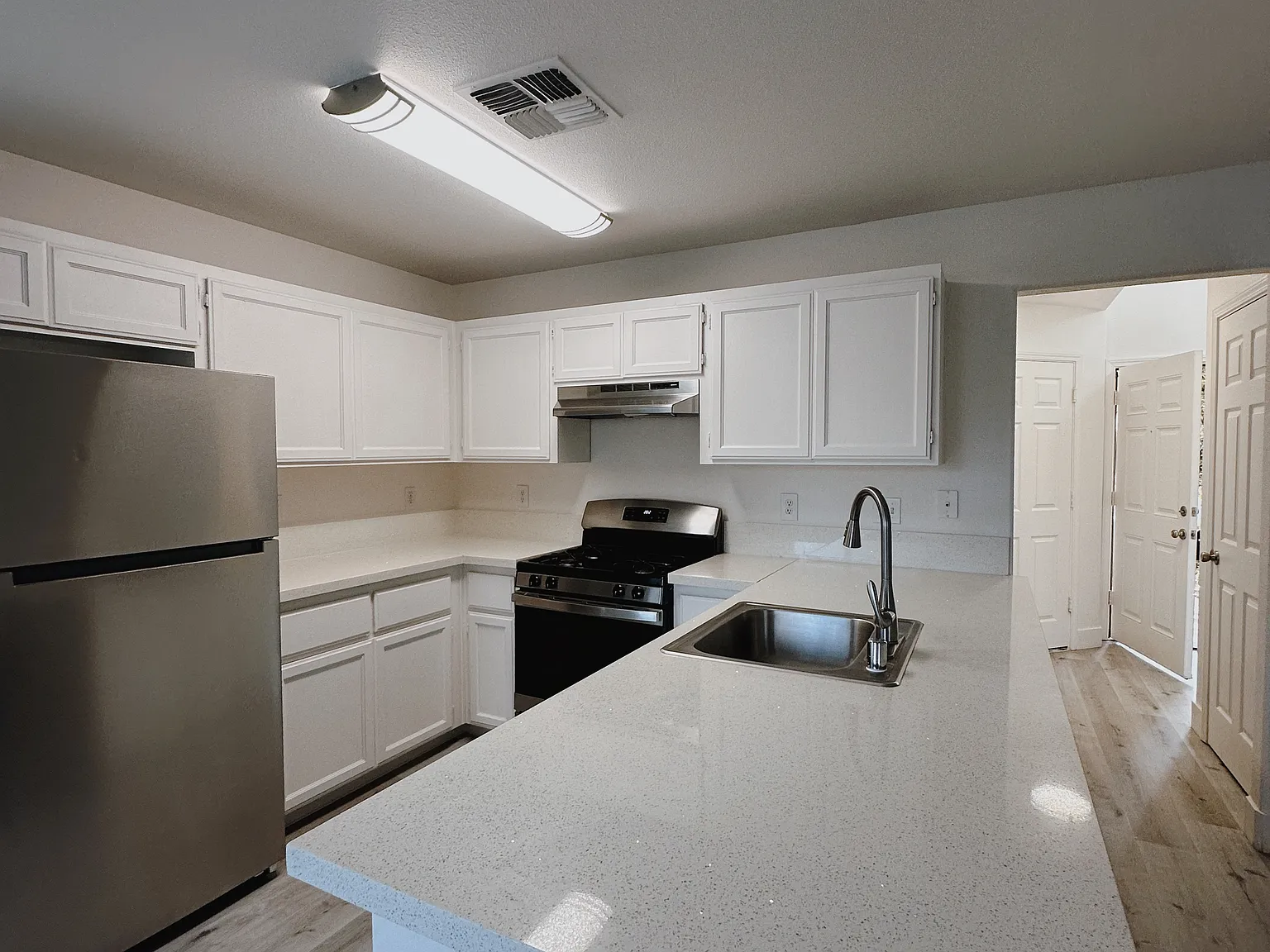 480 Posada Way — Photo 1