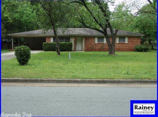 13 Caylor Ln, Little Rock, AR 72209