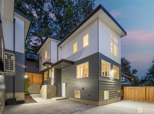 1804 B 28th Ave S, Seattle, WA 98144