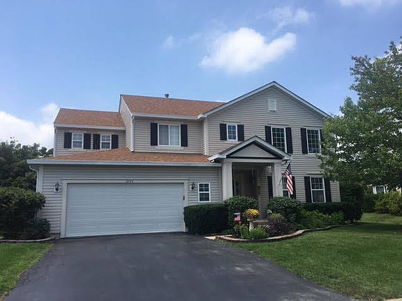 2nd image of 1004 Evergreen St