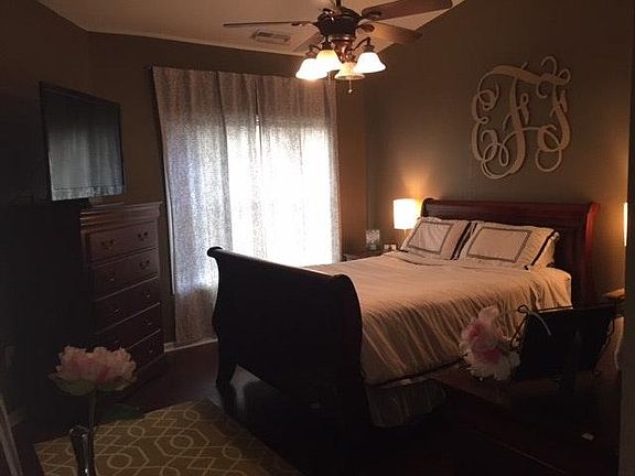 3rd image of 1131 Turtle Creek Dr