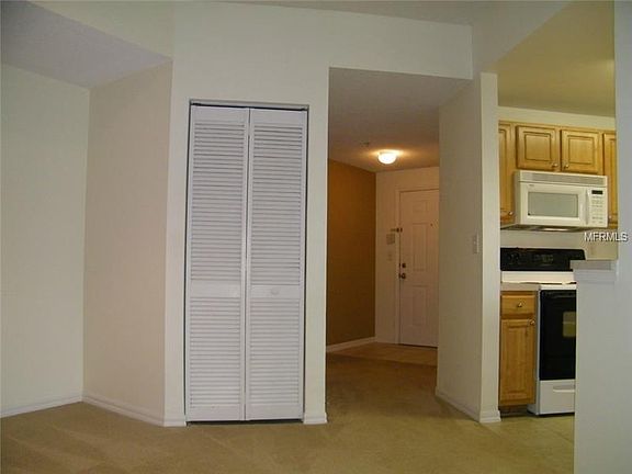 5th image of 5655 Bentgrass Dr #9204
