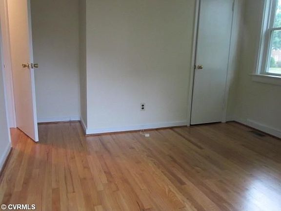 3rd image of 7504 Parkline Dr