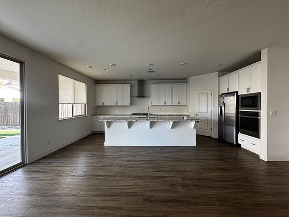 2nd image of 9672 Tangelo Cir