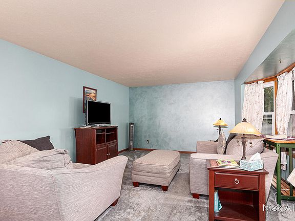 5th image of 6506 Rogue Rapids Ct NE