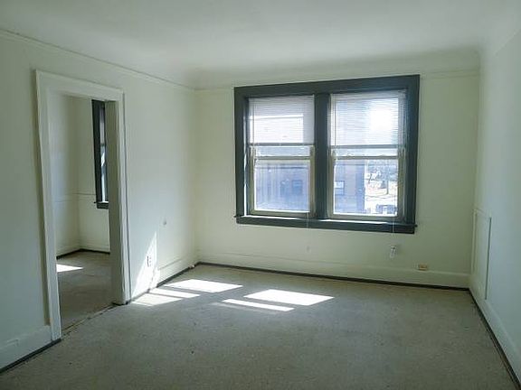 2nd image of 1050 Hibbard St #1-28