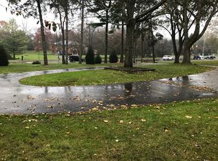 5450 Lahser Rd, Bloomfield Hills, MI 48302