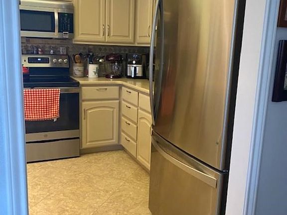 5th image of 77 Santa Isabel Blvd APT G-7