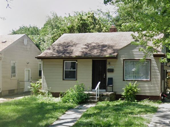 7273 Chatham