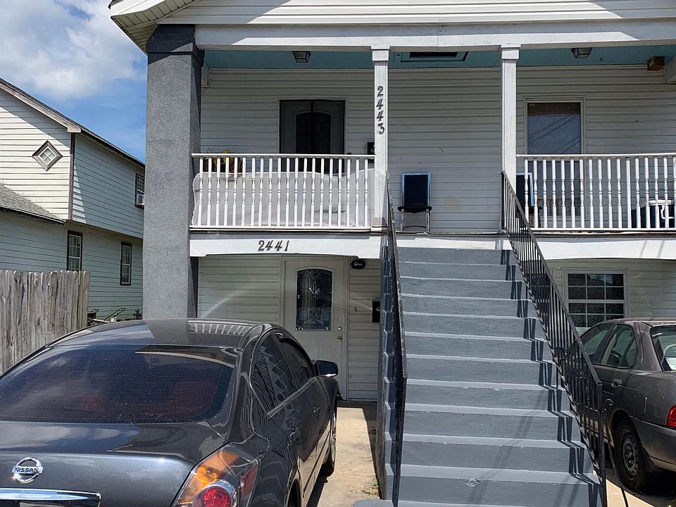 1st image of 2441 Gladiolus St