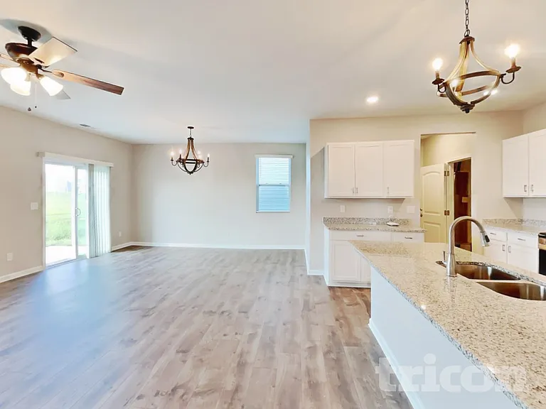 212 Tessa Grace Way — Photo 2