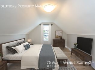 75 Adair Ave N #2, Hamilton, ON L8H6A7