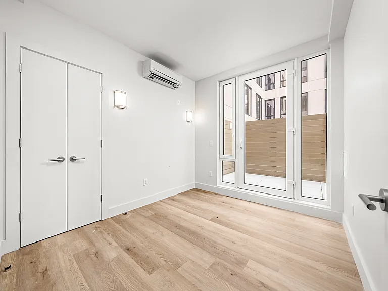 91 Bruckner Blvd #213 — Photo 9