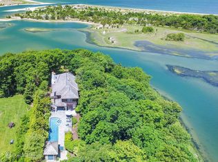 32 Folkstone Dr, East Hampton, NY 11937