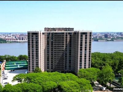 1512 Palisade Ave APT 12D, Fort Lee, NJ, 07024