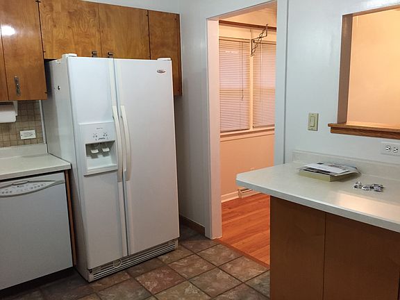 4th image of 4652 N Kasson Ave