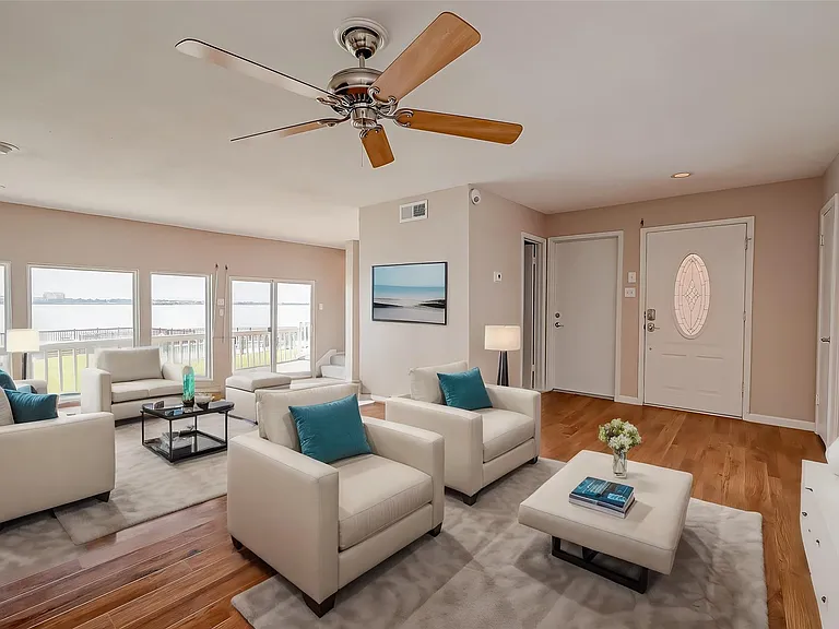 10 Mariner Village Dr — Photo 7