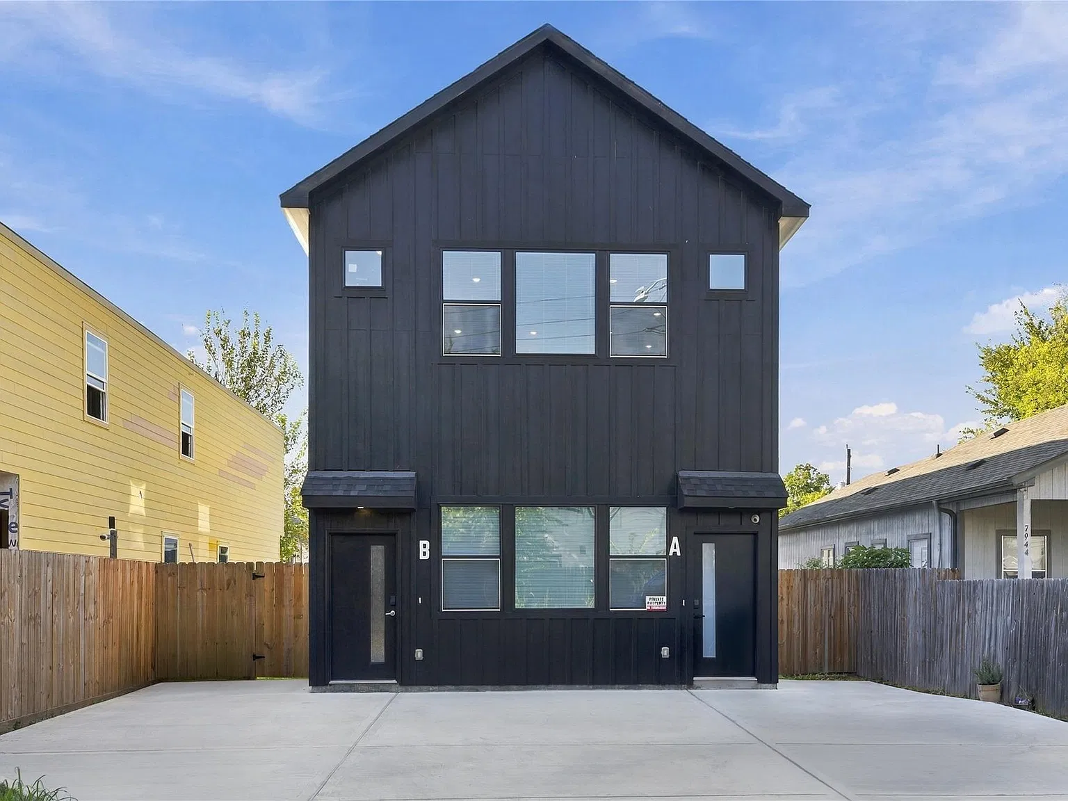 3 bed, 4.0 bath, 1452 sqft, $1,650 — Photo 2