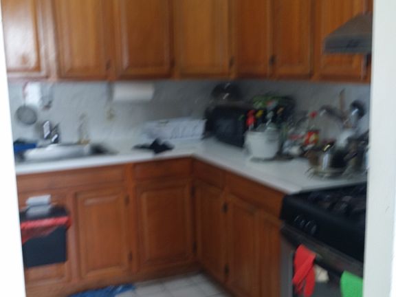 4th image of 1707 Avenue W