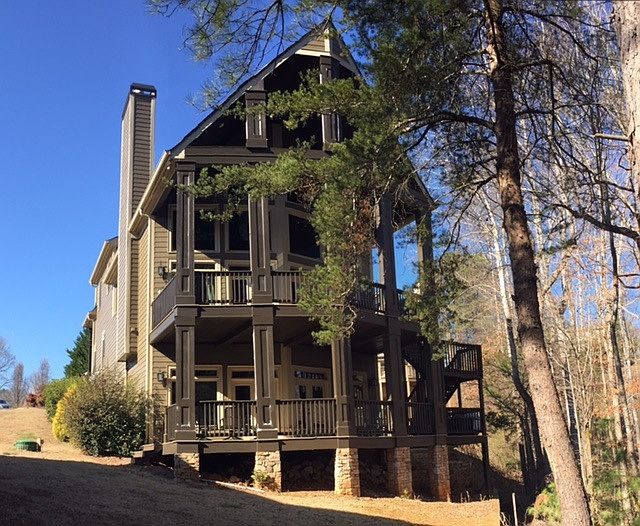 1st image of 449 Woodland Cir