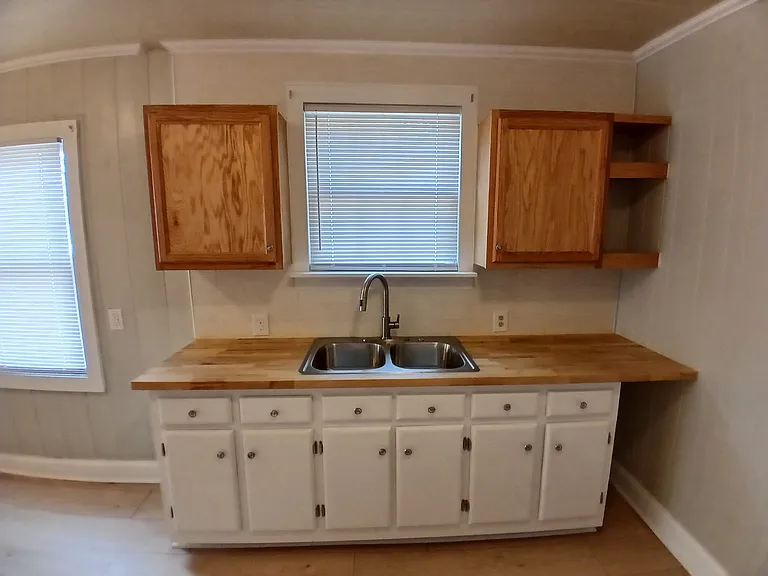15 Morgan Ave — Photo 12