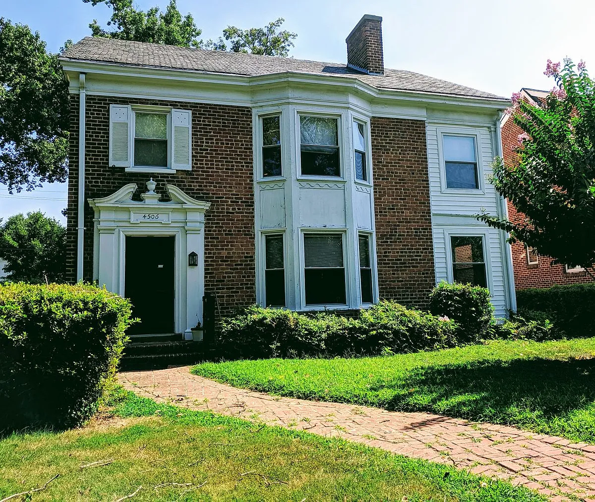 Building Photo - 4506 Monument Avenue