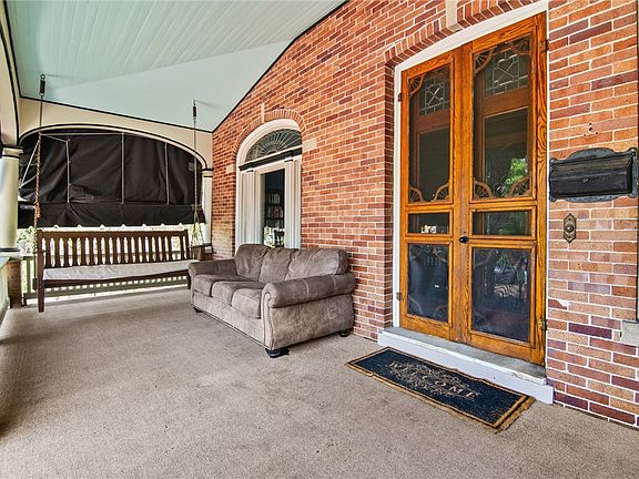 3rd image of 414 Whitney Ave