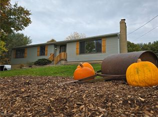 10155 Happy Ave NW, Uniontown, OH 44685