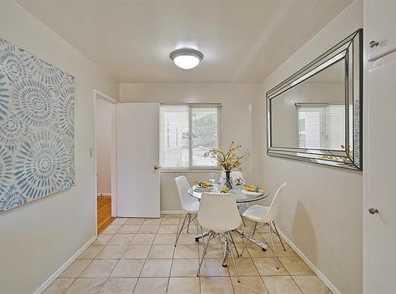 5th image of 22545 Poppy Dr
