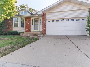 44 Rue De Paix, Lake Saint Louis, MO 63367