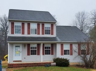 1 Howard Dr, East Berlin, PA 17316
