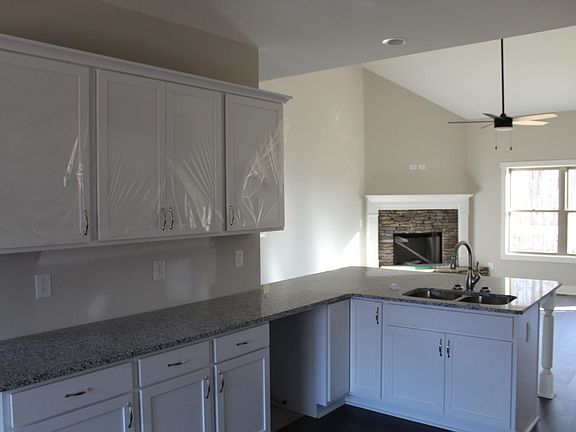 5th image of 6911 Hickory Springs Dr