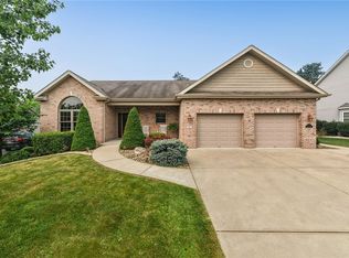 519 Shannon Dr, Mount Pleasant, PA 15666