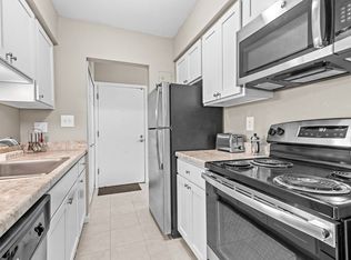 Apple Ridge Apartments - Livonia, MI, Livonia, MI 48152