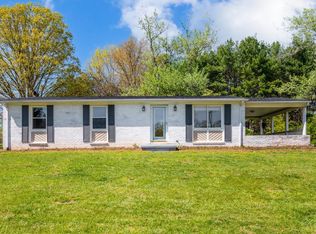 18 Witt Rd, Evington, VA 24550