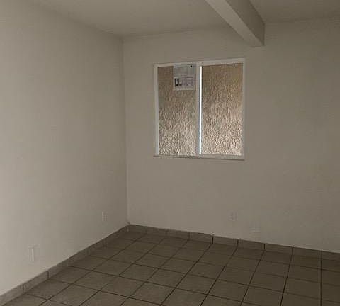 4th image of 1029 S Record Ave #4
