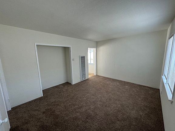 3rd image of 112 La Verne Ave #6
