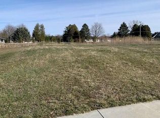 W2326 W Schure Dr LOT 72, Oconomowoc, WI 53066