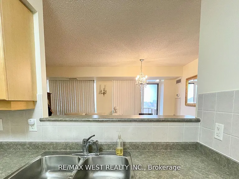 710 Humberwood Blvd #806 — Photo 8