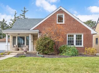 312 N Highview Ave, Elmhurst, IL 60126