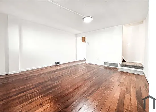 414 Avondale Rd — Photo 21