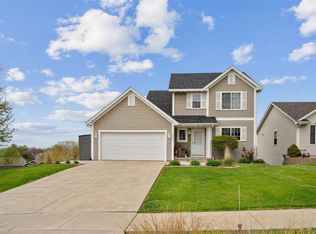 1362 Ozark Rdg, Coralville, IA 52241