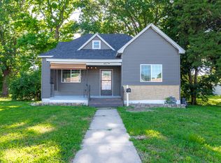 457 S Lyon Ave, Marshall, MO 65340