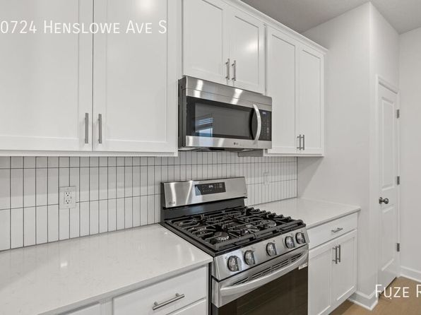 10724 Henslowe Ave S