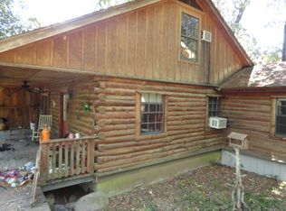 101 Yellow Hound One Creek Valley Rd., Finley, OK 74543