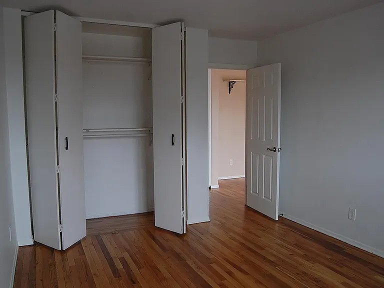 8 Colonial Rd #32 — Photo 8